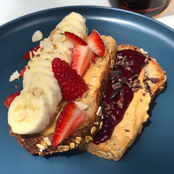 review photo of Simple Fresh Eatery & Coffee Bar PBJ Toast shared by @glorianacalvo on 14 Sep 2021 - review