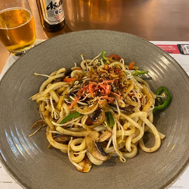 Photo of the dish “Teppanyaki Yasai Udon”