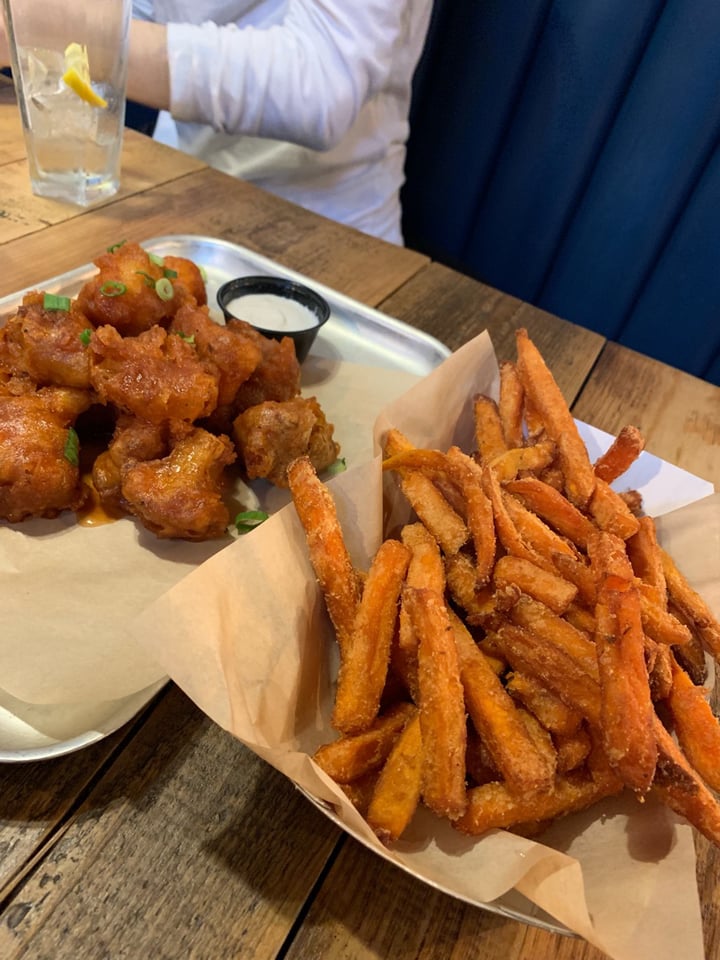 review photo of Brewdog Reading Buffalo Cauliflower Wings shared by @bogwitch on 08 Apr 2019 - review
