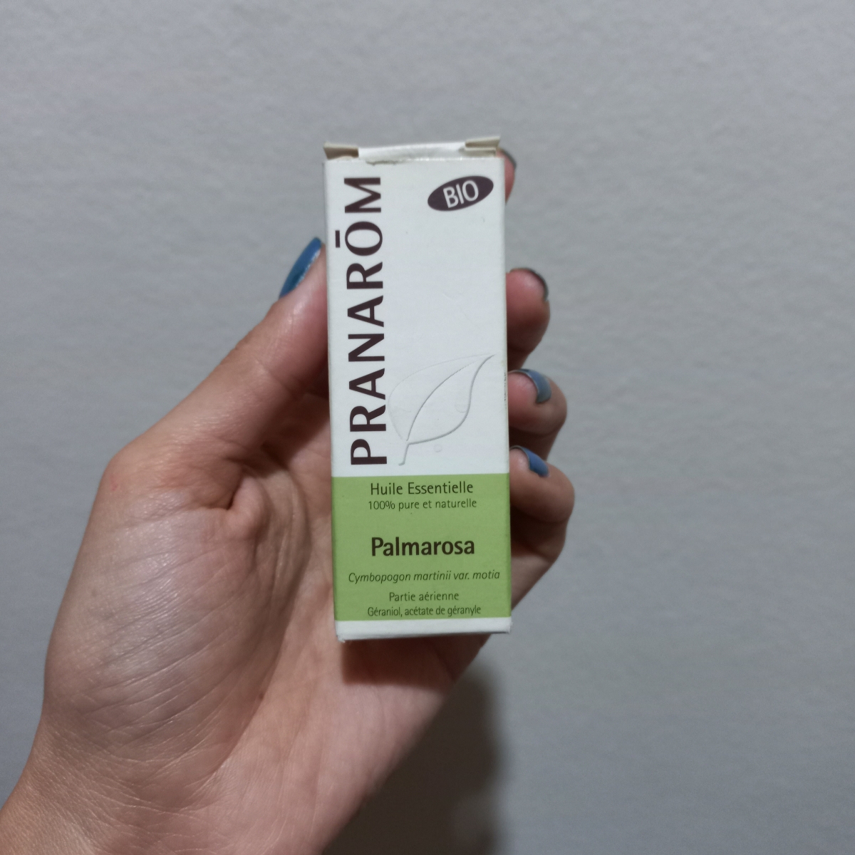 Deodorante solido all'olio essenziale di palmarosa 30gr