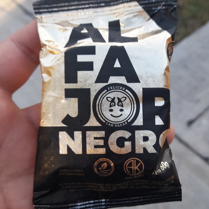 photo of Felices Las Vacas Alfajor sin tacc shared by @lp0694 on  19 Jun 2022 - review