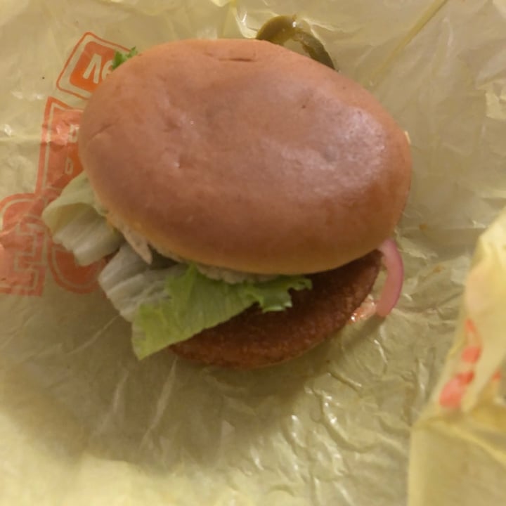 review photo of Earth Burger Spicy Chik-N Sandwich shared by @migs on 15 Jan 2021 - review