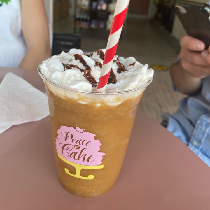 photo of Peace of Cake Frappuccino shared by @calci-fer on  10 Mar 2022 - review