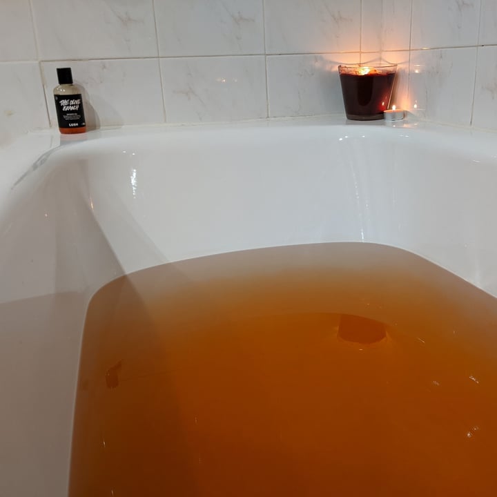 review photo of LUSH Fresh Handmade Cosmetics Yuzu & cocoa shared by @nyzeil on 04 Nov 2020 - review