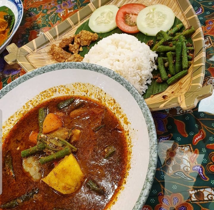 review photo of Coco Veggie Nyonya Cuisine Vegetarian Assam "Fish" with Steam White Rice shared by @calicomeetsbroccoli on 04 Oct 2019 - review