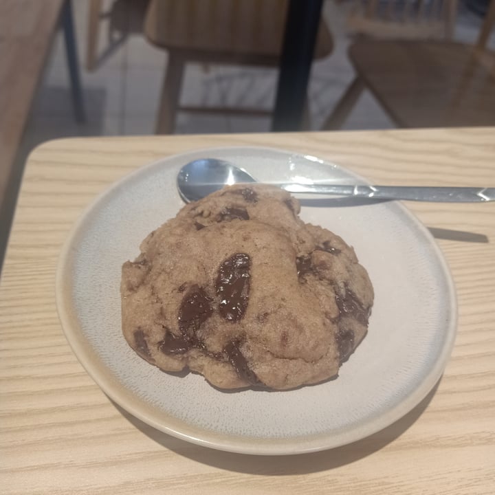 photo of Kiez Vegan Cafe & Bistro Chocolate chip cookie shared by @conjuringwanderlust on  02 May 2020 - review