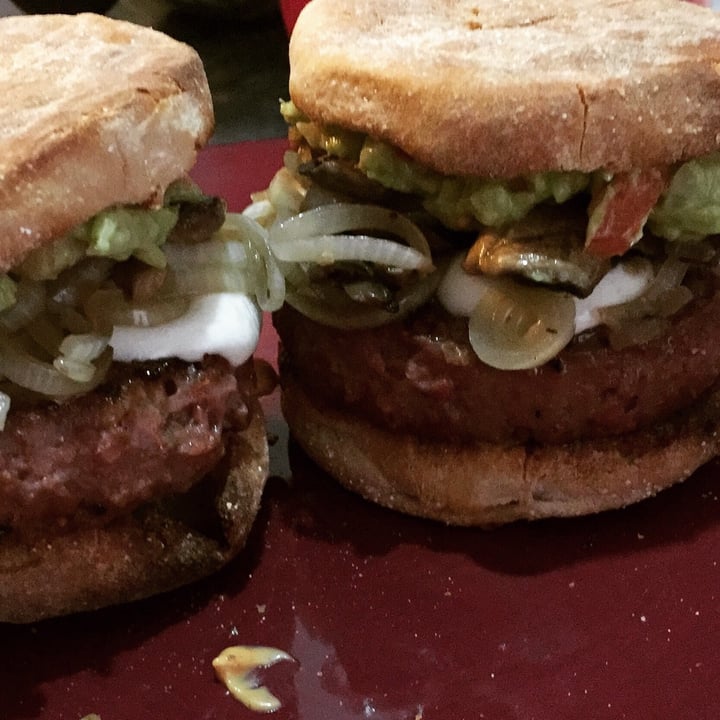review photo of Beyond Meat Beyond Burger Plant-Based Burger 19g shared by @sandyeu on 06 Jan 2021 - review