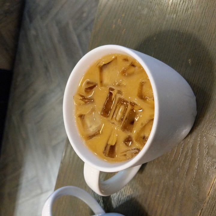 photo of Starbucks Cold Brew (with Coconut milk) shared by @danh on  16 Feb 2020 - review