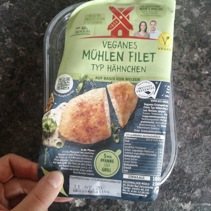 review photo of Rügenwalder Mühle Veganes Mühlenfilet Typ Hähnchen shared by @veganny18 on 28 Jun 2020 - review