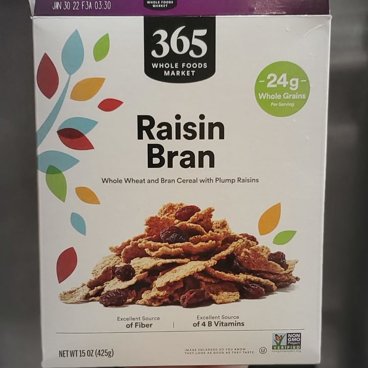 photo of 365 Whole Foods Market Raisin bran shared by @brtjohns on  30 May 2021 - review