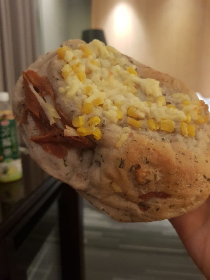 photo of 嬉皮麵包 HIP PUN Bacon Corn Bun with Baked Cheese shared by @shanna on  27 Apr 2019 - review