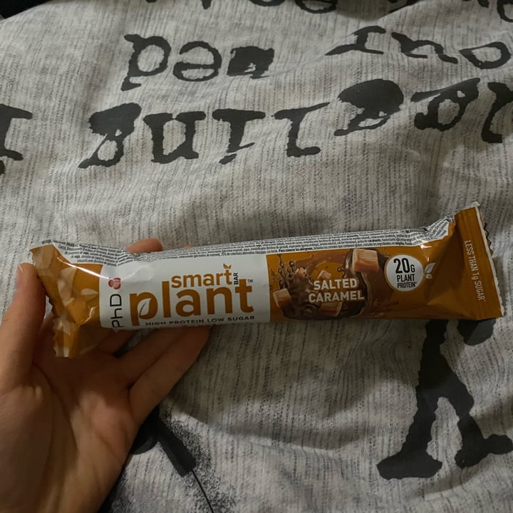 photo of Phd smart plant Salted Caramel Protein Bar shared by @bethany0990 on  14 Nov 2021 - review