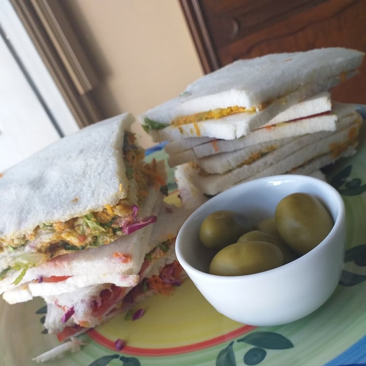review photo of Mellado Sándwiches de verdura shared by @solmichelle on 07 Oct 2020 - review