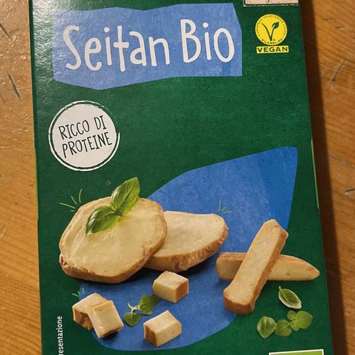 photo of Vemondo Seitan Bio shared by @unastanzabianca on  26 Apr 2022 - review