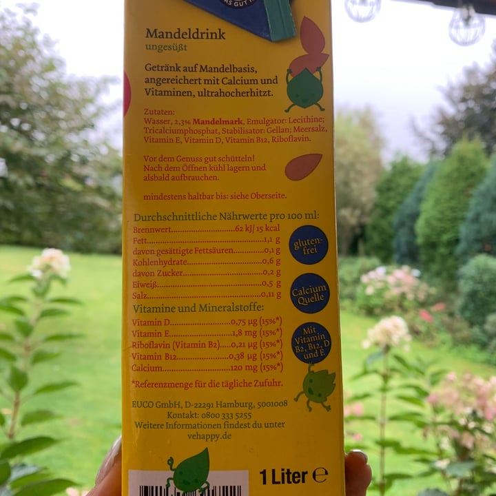 review photo of Ve Happy Mandel Drink ungesüßt shared by @veggiegoesvegan on 05 Oct 2021 - review