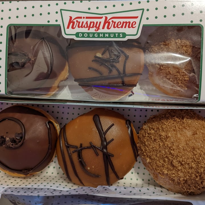 photo of Krispy Kreme The New Vegan Trio: Fudge Brownie Bliss, Caramel Choc Delight And Apple Custard Crumble shared by @jondread on  07 Jan 2022 - review
