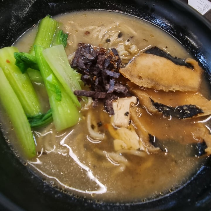 photo of Makan Vegan Fish Soup Ramen shared by @xxarisu on  24 Oct 2022 - review