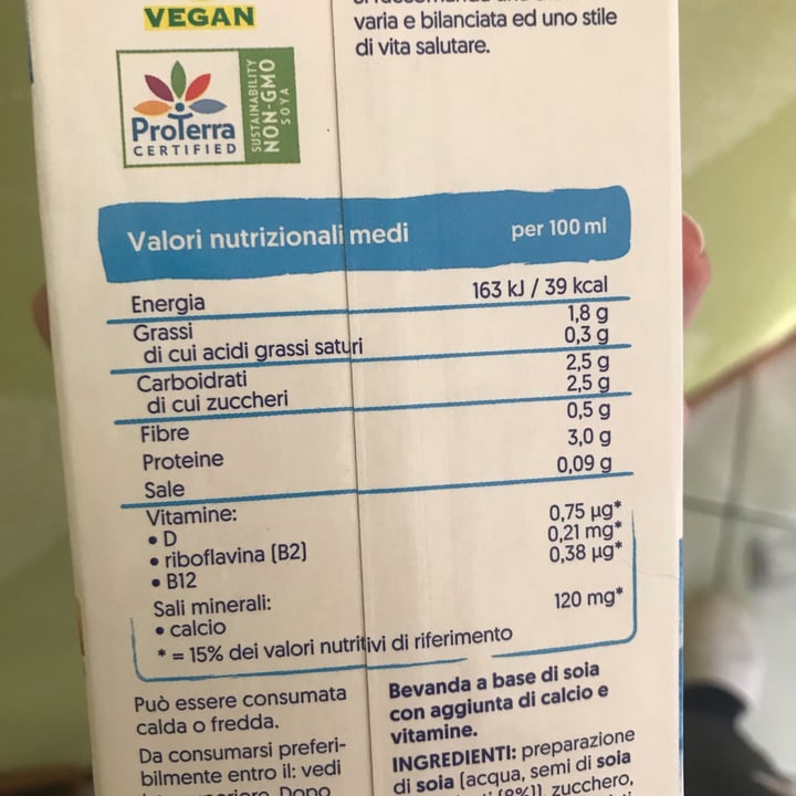 review photo of Alpro Alpro soia shared by @lauracerb on 15 Oct 2022 - review
