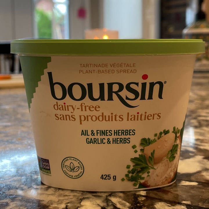review photo of Boursin Boursin Dairy-free Spread shared by @vcamps on 30 Sep 2021 - review