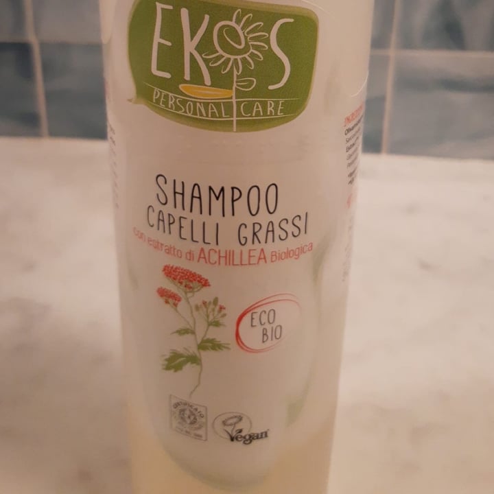 photo of Ekos personal care Shampoo Capelli Grassi Con Estratti Di Achillea Biologica shared by @enrico on  23 Apr 2021 - review
