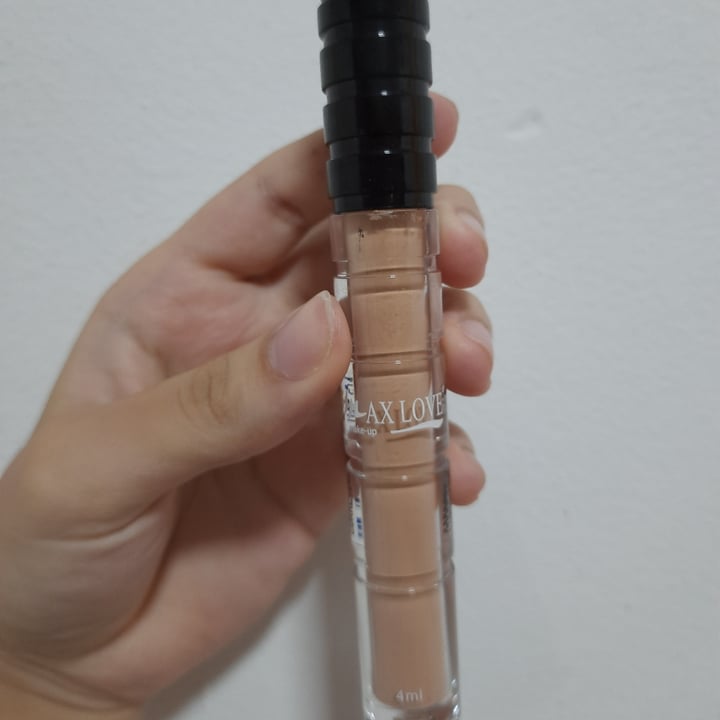 review photo of MAX LOVE make Up Studio Corretivo Facial shared by @ninicocoi on 03 May 2022 - review
