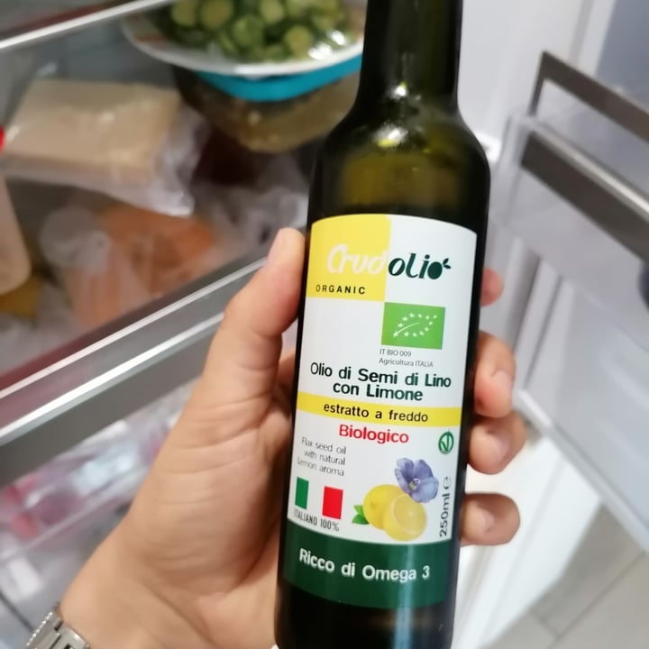 photo of Crudolio Olio di lino aromatizzato Al Limone shared by @ilariabo on  17 Aug 2022 - review