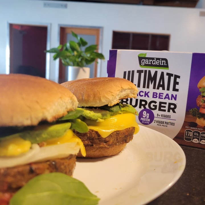 photo of Gardein Ultimate Black Bean Burger shared by @liquefy on  29 Nov 2022 - review