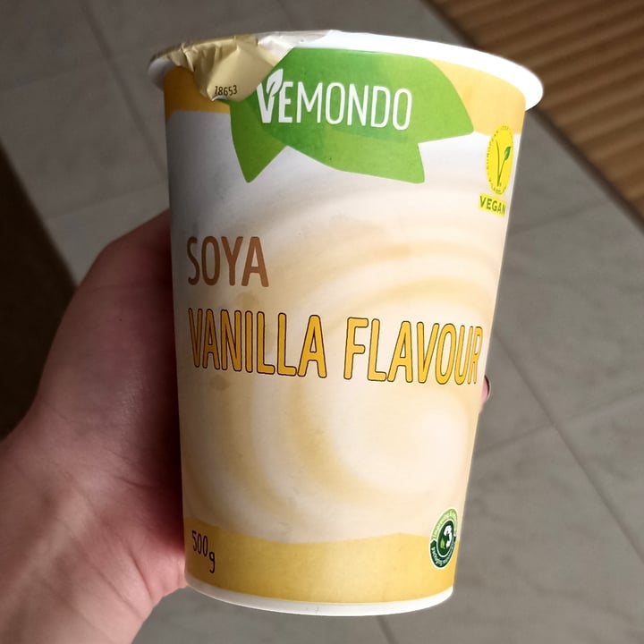 photo of Vemondo  Soya Vanilla Flavour shared by @rivoltantispecista on  12 Aug 2022 - review