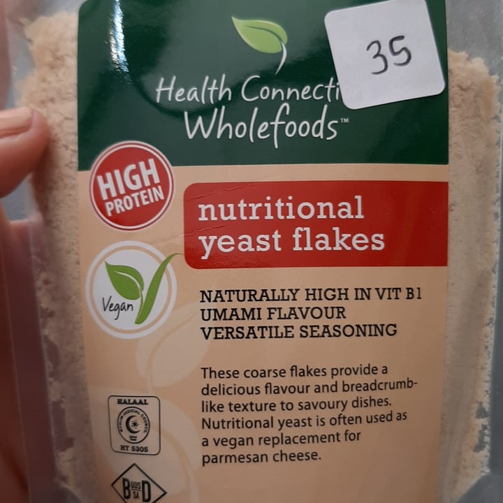 photo of Health Connection Wholefoods Nutritional Yeast Flakes shared by @peaceinthekitchen on  29 Sep 2021 - review