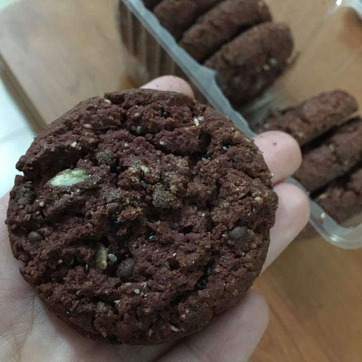 photo of Vemondo Vegan Oat Cookies Chocolate, Beetroot and Seeds shared by @vallentina0 on  07 Jan 2022 - review
