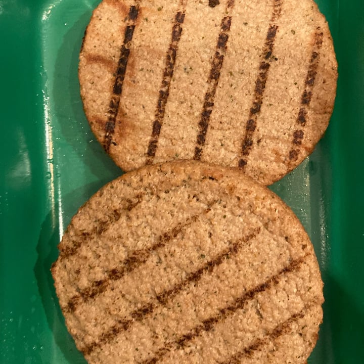 review photo of Garden Gourmet Burger Soia Saporito shared by @drusillamalcontenta on 12 May 2022 - review