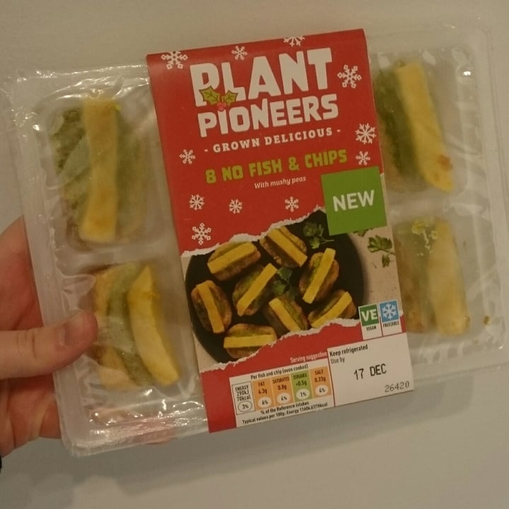 photo of Plant Pioneers No Fish and Chips shared by @veganshoulderpads on  31 Jan 2021 - review