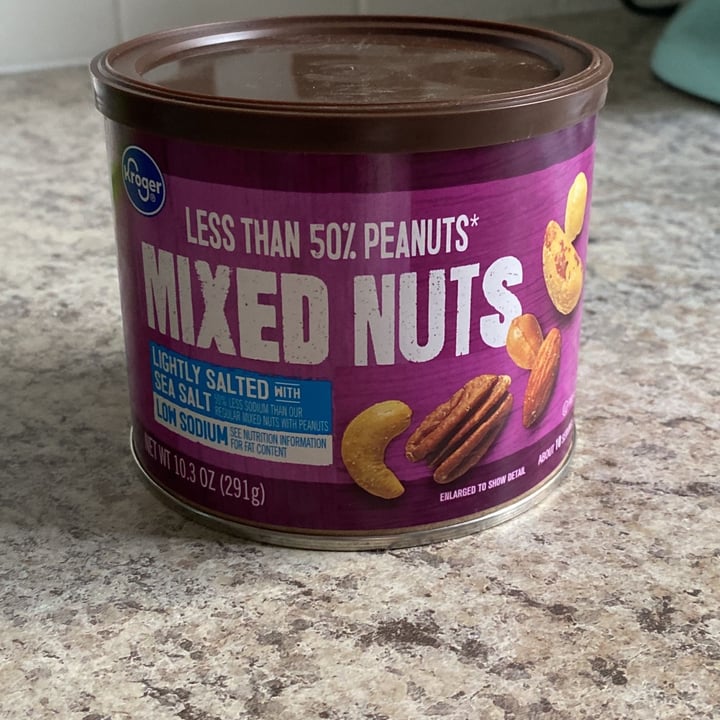 photo of Kroger Brand Mixed Nuts shared by @janmarie on  30 May 2022 - review