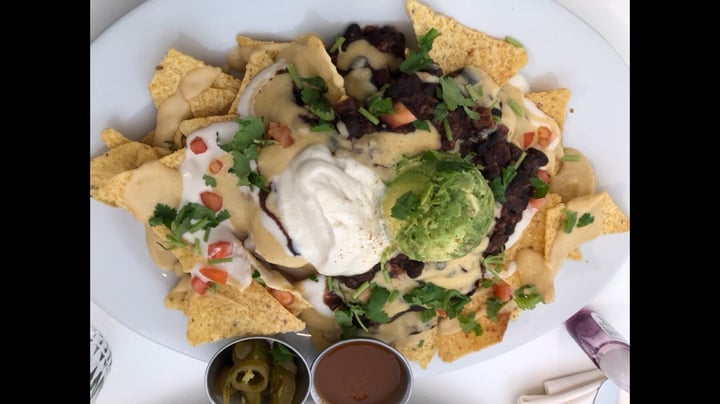 review photo of Vegan Hills Nachos shared by @lifewithlaurel on 03 Feb 2019 - review