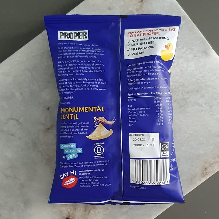 photo of Proper Chips Sea salt lentil chips shared by @pigsaremyfriends on  20 May 2022 - review