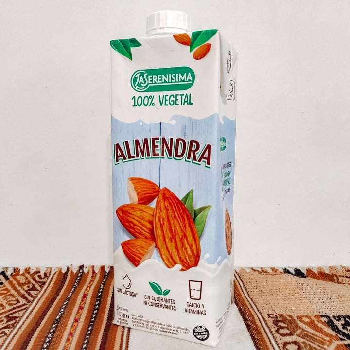 photo of La Serenísima Leche de Almendras Vegetal shared by @veganhumanok on  25 May 2021 - review