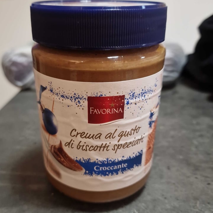 photo of Favorina crema al gusto di biscotti speziati croccante shared by @mrspixie on  04 Nov 2022 - review