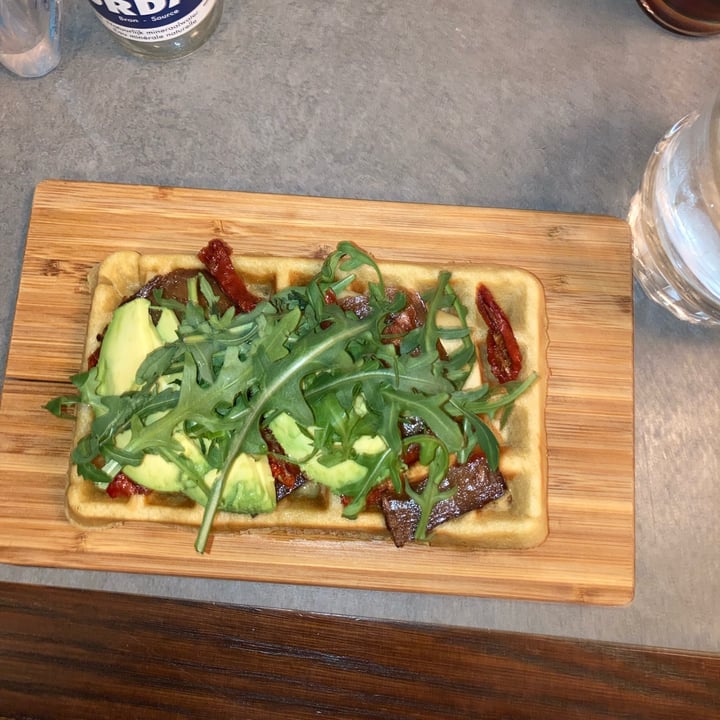 photo of The Sister Brussels Café Vegan history waffle shared by @chloslo on  15 Mar 2022 - review