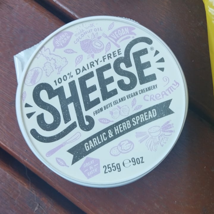 photo of Sheese Garlic & Herb shared by @latahitiennevoyage on  12 Dec 2021 - review