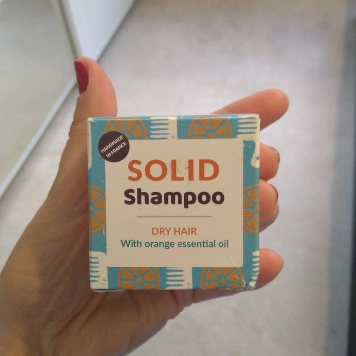 photo of Lamazuna solid shampoo for dry hair shared by @gaia-andhercats on  07 Jul 2022 - review