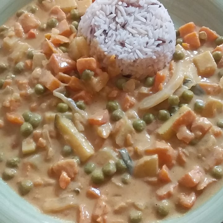 photo of Red Curry House Veganes Erdnusscurry shared by @helen05 on  01 Nov 2020 - review