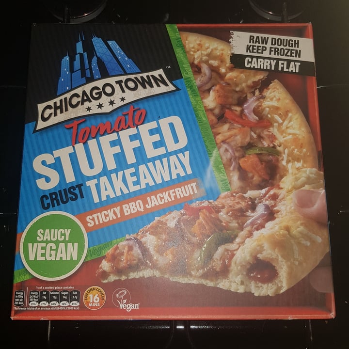 photo of Chicago Town Tomato Stuffed Crust Takeaway Sticky Bbq Jackfruit Pizza shared by @nikki-cola on  29 Dec 2021 - review