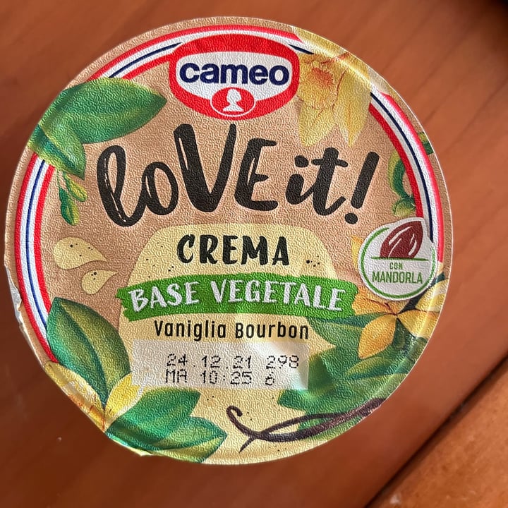review photo of Cameo Love It! crema vaniglia bourbon shared by @ooclaudizzle on 22 Mar 2022 - review