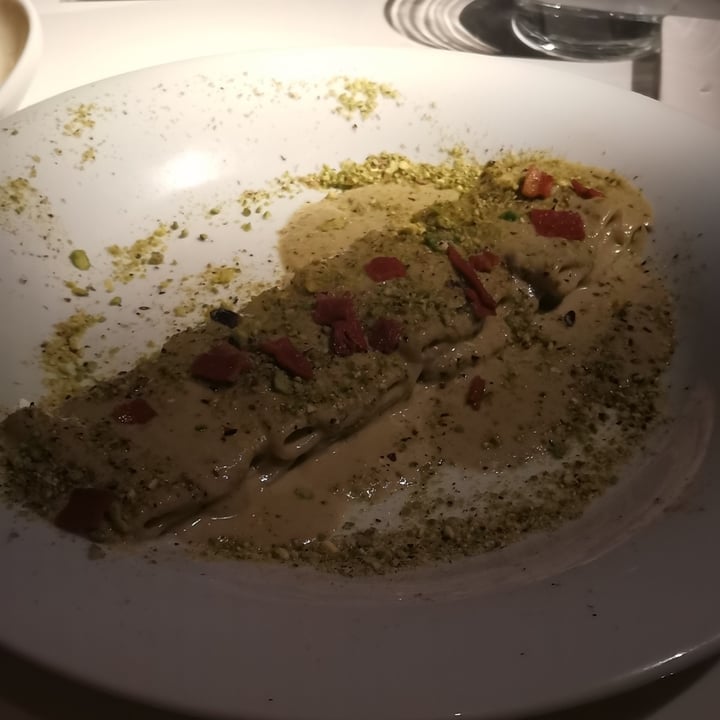 photo of Choose Ristorante Naturale Paccheri con Pistachos shared by @laurauf on  13 Feb 2022 - review
