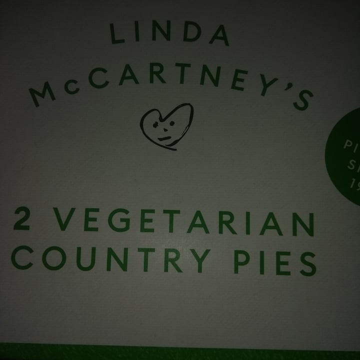 review photo of Linda McCartney's 2 vegetarian Country pies shared by @artom on 06 Jul 2021 - review