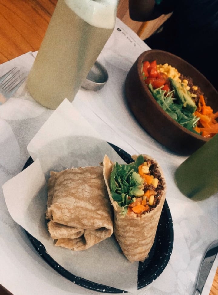 photo of OL'DAYS Coffee and Deli Vegan burrito shared by @jordanavegana on  07 Dec 2019 - review