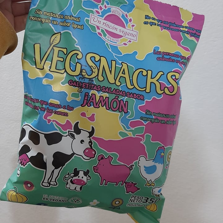 photo of Un Rincón Vegano Vegsnacks Galletas Saladas sabor Jamon shared by @camilexvegan on  05 Oct 2020 - review