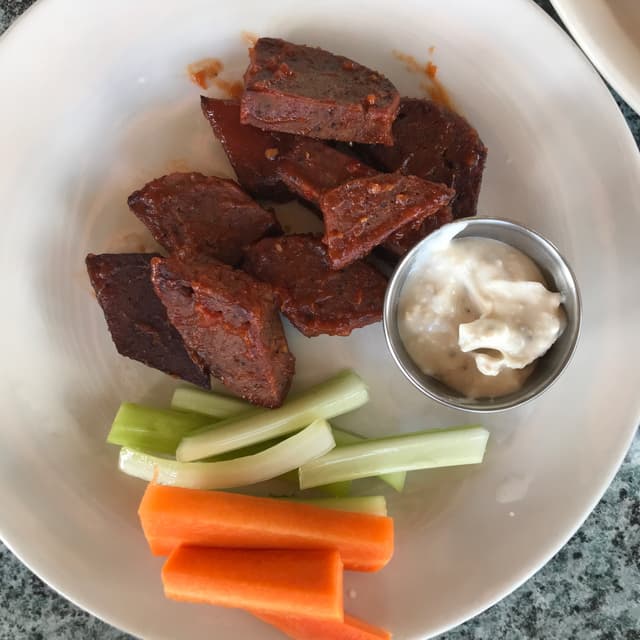 Photo of the dish “Vegan Chick’n Wnynz”