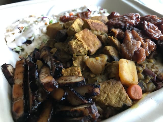 Photo of the dish “Jerk Chick'n, Buffalo and Rib Platter”
