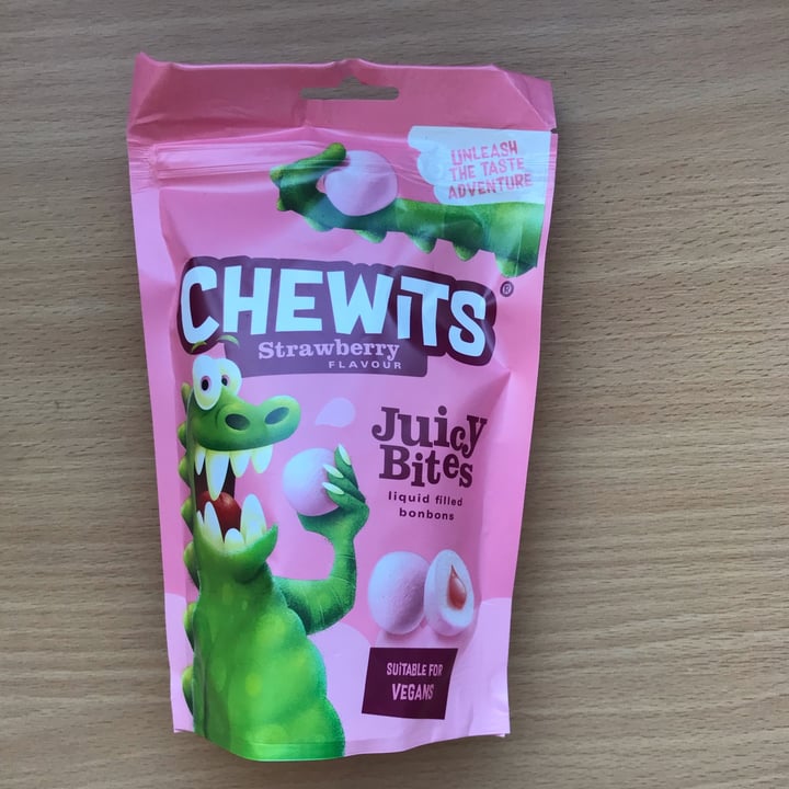 photo of Chewits strawberry juicy bites shared by @eml on  10 Sep 2022 - review
